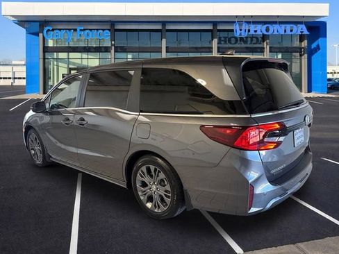 Certified 2026 Honda Odyssey Touring image 3
