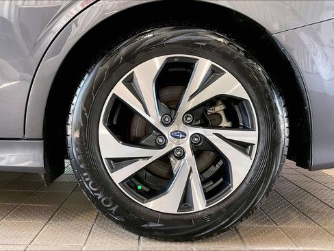 Used 2025 Subaru Legacy Premium AWD/4WD image 31