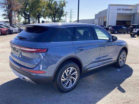 New 2026 Lincoln Corsair Premiere image 3