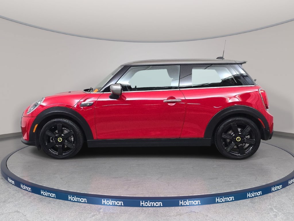 Used 2024 MINI Cooper SE FWD image 9