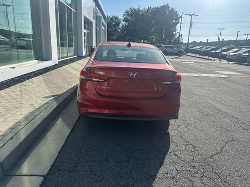 Used 2017 Hyundai Elantra SE FWD image 22