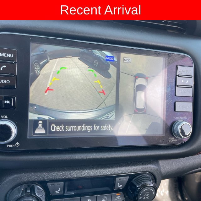 Used 2022 Nissan Kicks SR w/ Premium Package FWD image 8