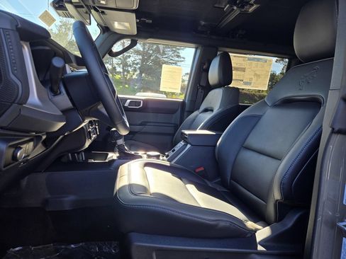 New 2026 Ford Bronco Outer Banks AWD/4WD image 18