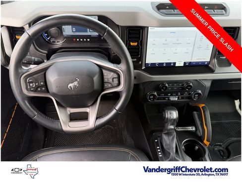 Used 2023 Ford Bronco Badlands AWD/4WD image 11