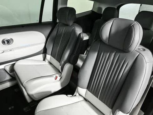 New 2026 Hyundai Ioniq 9 Calligraphy image 56