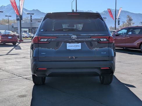 New 2026 Toyota Grand Highlander XLE image 4