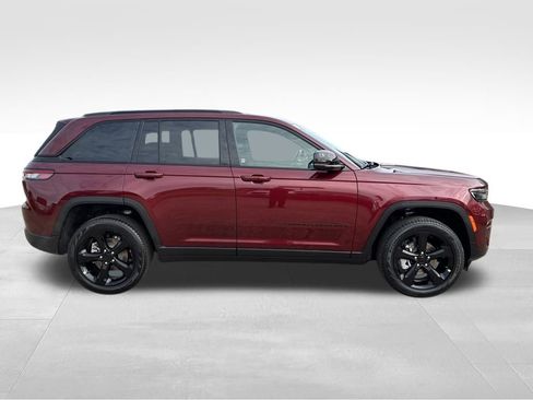 New 2025 Jeep Grand Cherokee Limited w/ Luxury Tech Group II image 7