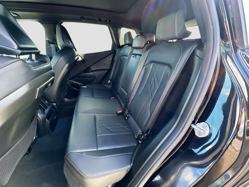 Used 2025 BMW X3 xDrive30i w/ Convenience Package AWD/4WD image 20