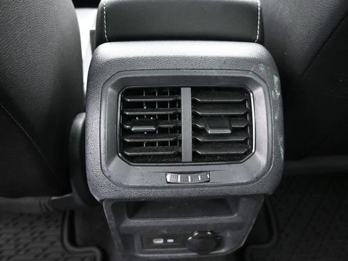 Used 2023 Volkswagen Tiguan SE R-Line FWD image 14