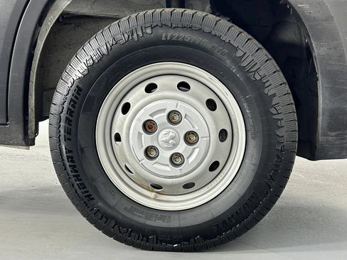 Used 2023 RAM ProMaster 2500 FWD image 30