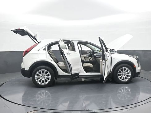 Used 2023 Cadillac XT4 Luxury image 7