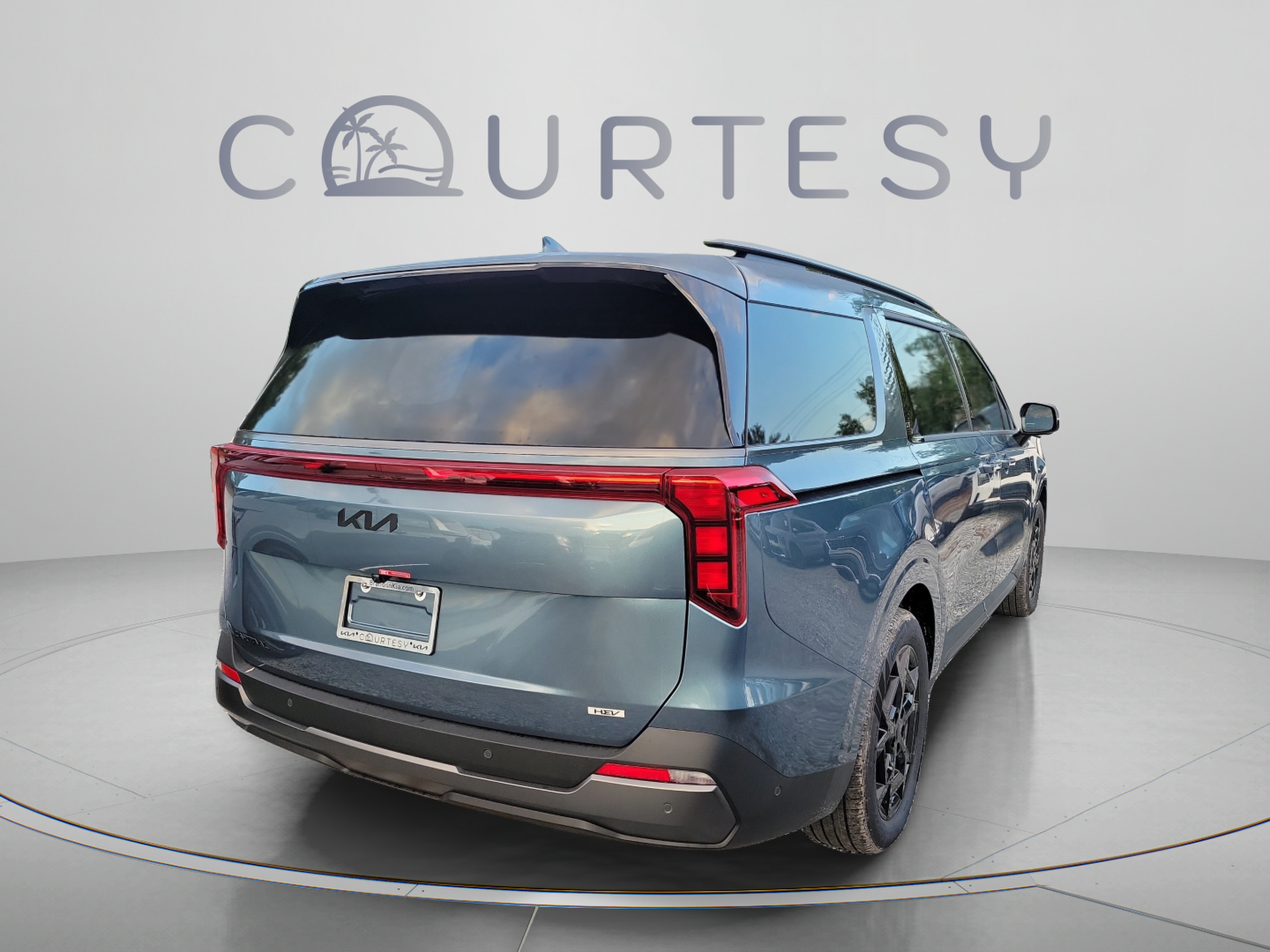 New 2027 Kia Carnival SX w/ Dark Edition Package FWD image 3