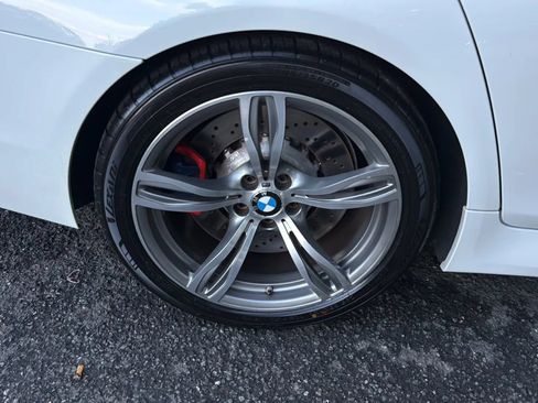 Used 2014 BMW M5 RWD image 12