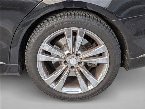 Used 2015 Mercedes-Benz S 550 4MATIC Sedan image 17