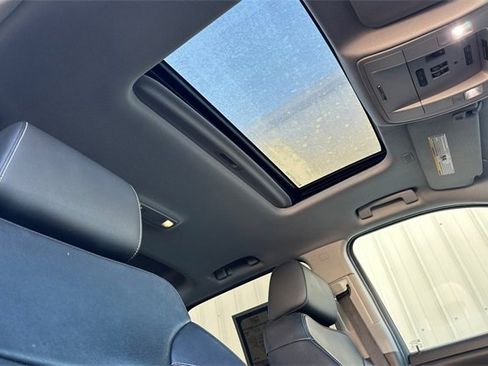 Used 2018 GMC Sierra 1500 SLT w/ SLT Premium Package image 19