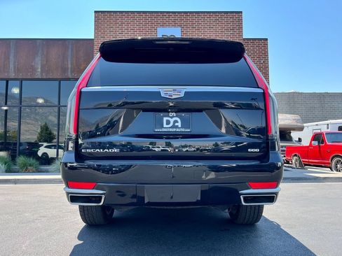 Used 2021 Cadillac Escalade Premium Luxury AWD/4WD image 5