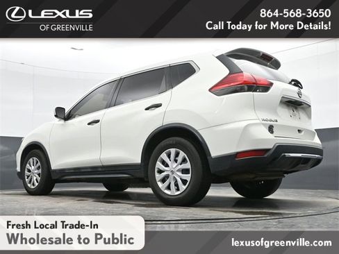 Used 2017 Nissan Rogue S image 14