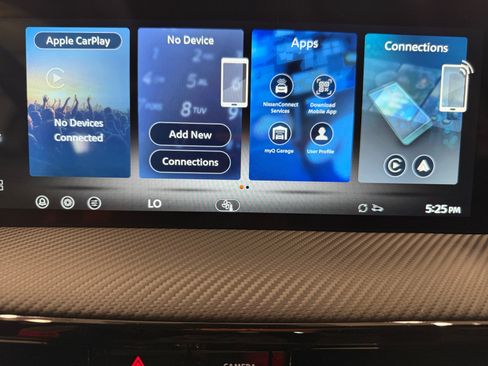 Used 2026 Nissan Kicks SR FWD image 16