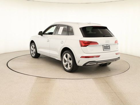 Used 2021 Audi Q5 Prestige w/ Prestige Package image 4