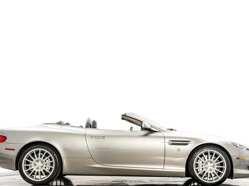 Used 2008 Aston Martin DB9 Volante RWD image 2