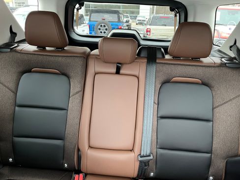 New 2025 Ford Bronco Sport Outer Banks image 9