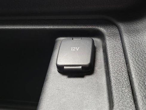 Used 2020 Ford Expedition XLT image 8