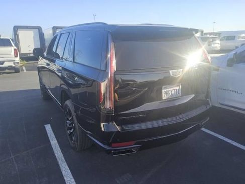 Used 2022 Cadillac Escalade Sport w/ Touring Package AWD/4WD image 7