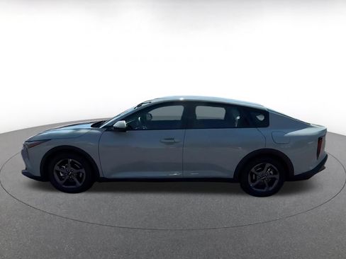 Used 2025 Kia K4 FWD image 9