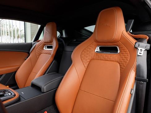 Used 2023 Jaguar F-TYPE Coupe RWD image 10