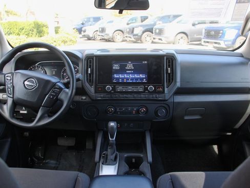 Used 2025 Nissan Frontier S w/ S Utility Package image 25