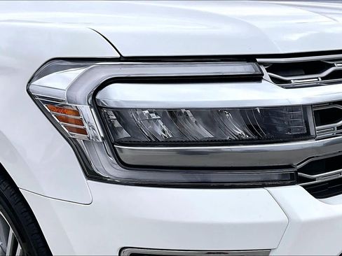 Used 2023 Ford Expedition Max Platinum RWD image 27