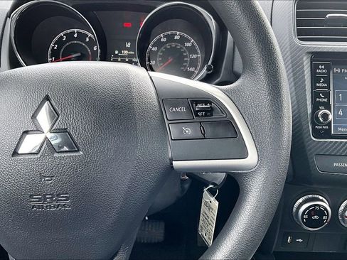 Used 2025 Mitsubishi Outlander Sport SE image 19