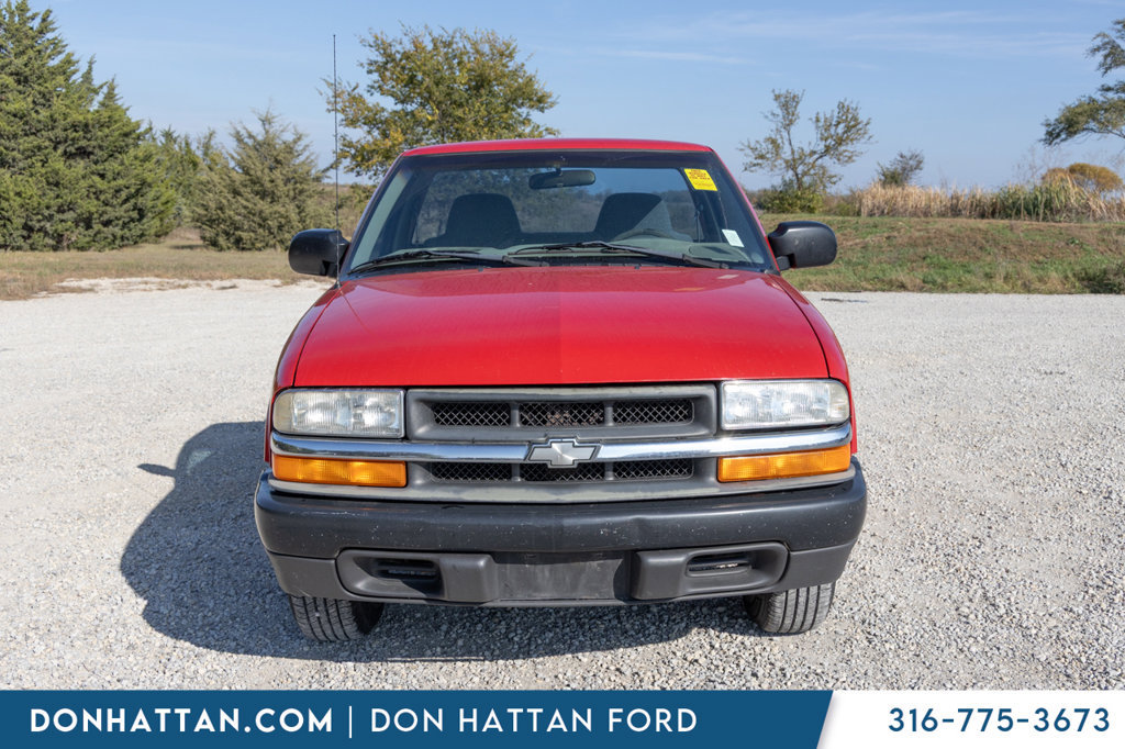 Used 1998 Chevrolet S10 Pickup 2WD Regular Cab image 17