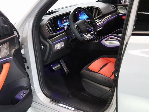 Used 2025 Mercedes-Benz GLE 63 AMG S w/ Driver Assistance Package image 24