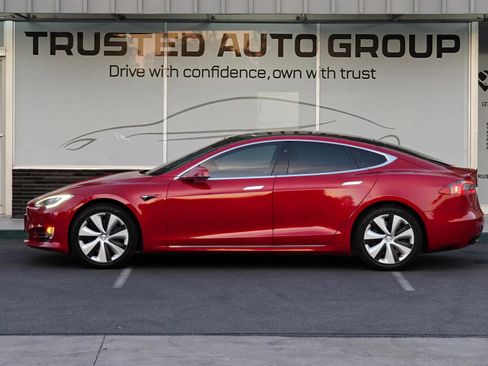 Used 2020 Tesla Model S Long Range Plus AWD/4WD image 6