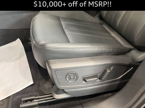 Used 2025 Audi Q5 Premium AWD/4WD image 10