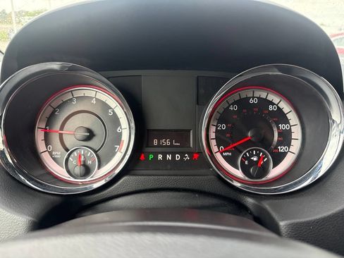 Used 2017 Dodge Grand Caravan SE FWD image 16