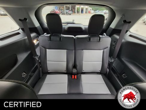 Used 2022 Ford Explorer XLT w/ Equipment Group 202A RWD image 18