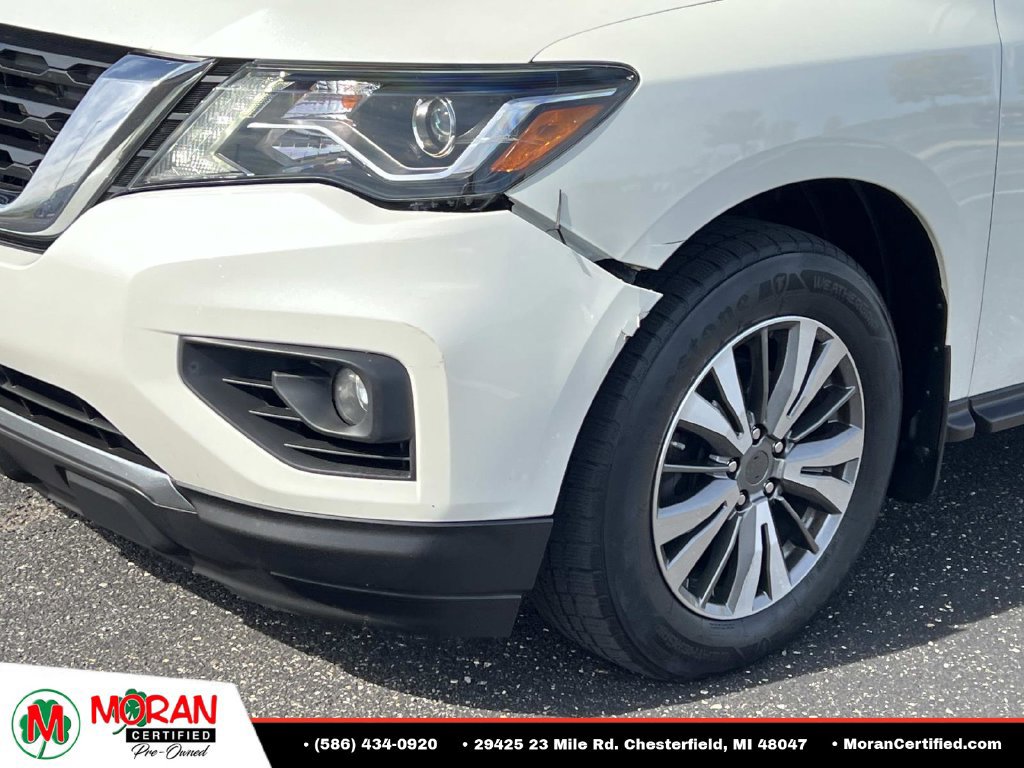 Used 2017 Nissan Pathfinder SV w/ Trailer Tow Package AWD/4WD image 8