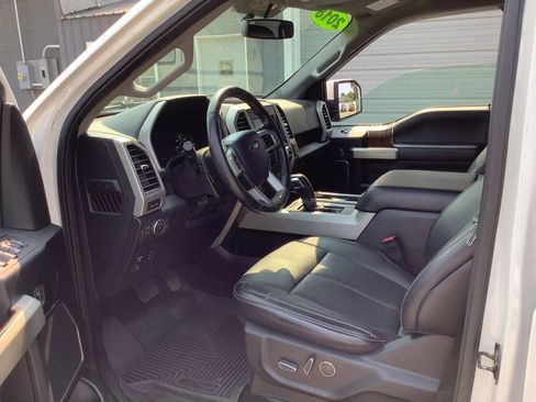 Used 2018 Ford F150 Lariat w/ Equipment Group 501A Mid AWD/4WD image 17