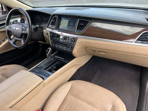 Used 2015 Hyundai Genesis 3.8 w/ Option Group 02 AWD/4WD image 33