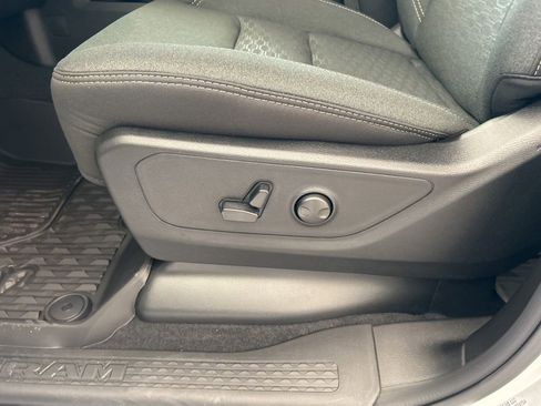 Used 2025 RAM 1500 Big Horn image 41