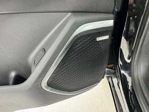 Used 2024 Chevrolet Traverse RS w/ LPO, Floor Liner Package AWD/4WD image 23