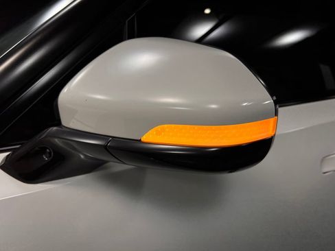 Used 2023 Rivian R1S Adventure image 30