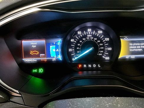 Used 2020 Ford Fusion SE w/ Equipment Group 151A image 12