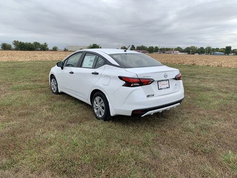 New 2025 Nissan Versa S w/ Trunk Package image 7