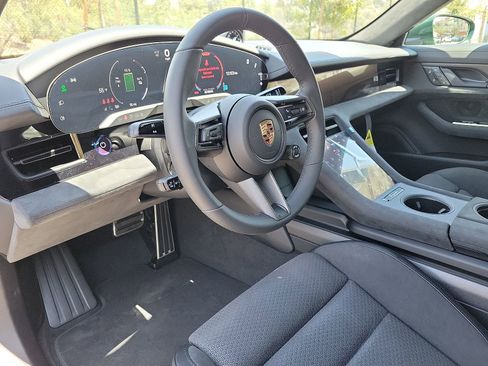 New 2025 Porsche Taycan GTS AWD/4WD image 4