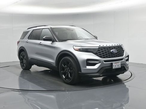 Used 2023 Ford Explorer ST-Line w/ Class IV Trailer Tow Package image 60