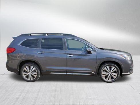 Used 2019 Subaru Ascent Touring w/ Popular Package #2 AWD/4WD image 8