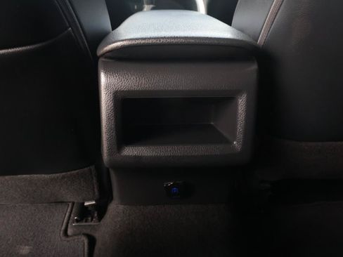 Used 2021 Toyota Camry SE w/ Convenience Package FWD image 15